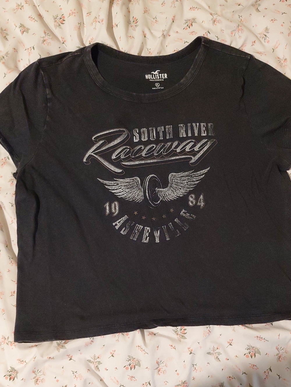 Hollister Black Cropped Graphic Tee with Silver Print